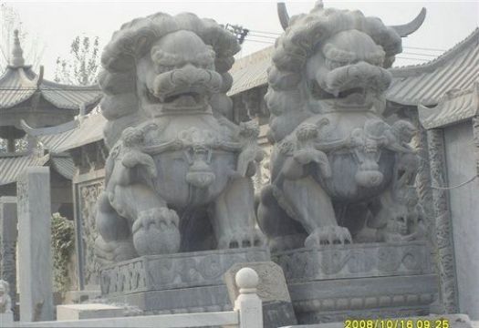 點擊查看詳細信息<br>標題：石雕獅子2 閱讀次數(shù)：1154