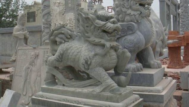 點擊查看詳細信息<br>標題：石雕麒麟1 閱讀次數(shù)：1180